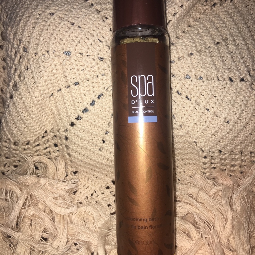 Beauticontrol Blooming Bath Oil